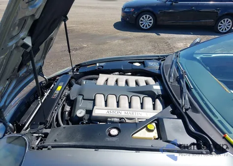 2001 Aston Martin Db7 Vantage z USA, uszkodzony, nr VIN SCFAB42301K401620